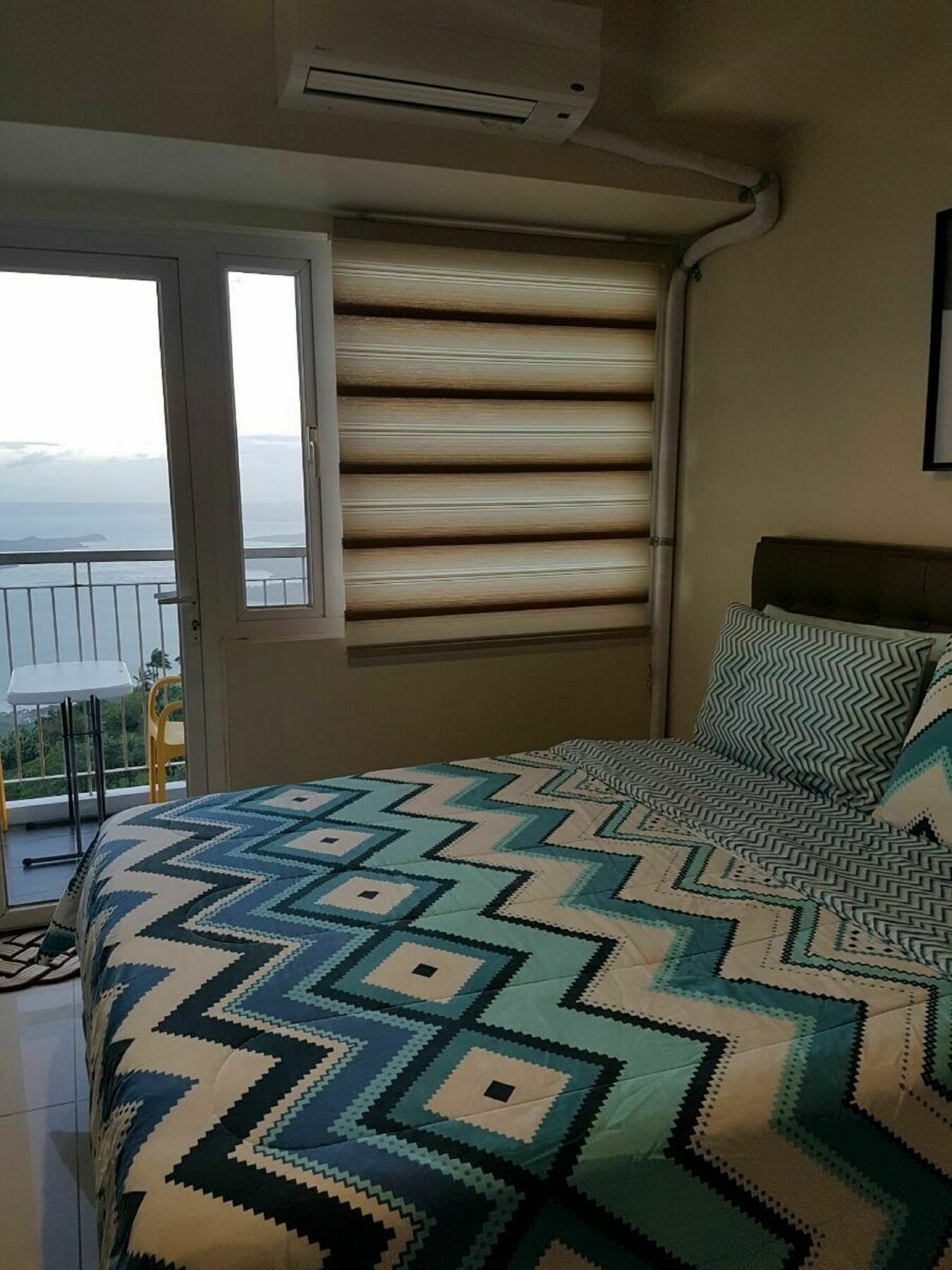 Blowing In The Wind - Lake View Apartments Tagaytay City Εξωτερικό φωτογραφία